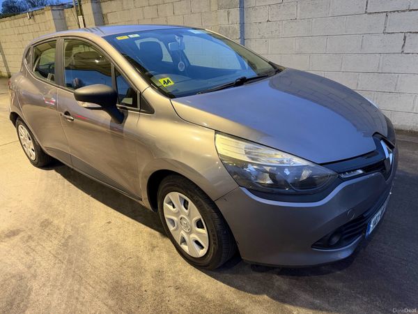 Renault Clio Hatchback, Petrol, 2014, Grey