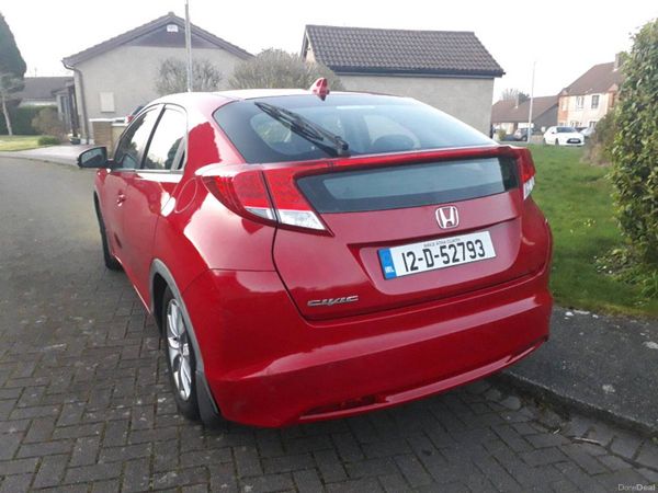 Honda Civic Hatchback, Petrol, 2012, Red