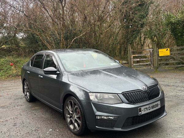 Skoda Octavia Saloon, Diesel, 2017, Grey