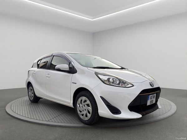 Toyota Aqua Hatchback, Petrol Hybrid, 2018, White