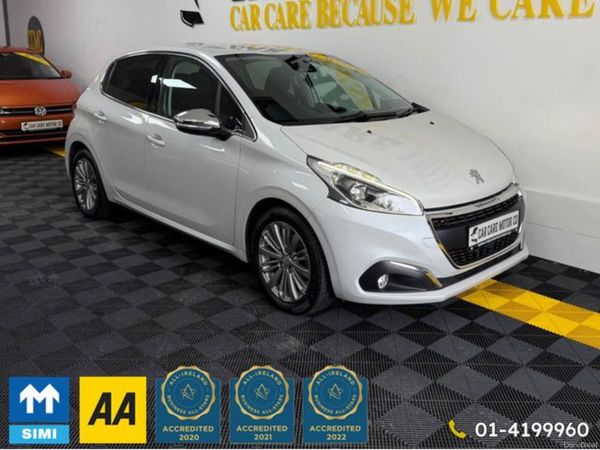 Peugeot 208 Hatchback, Petrol, 2018, White