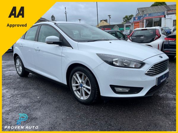Ford Focus Hatchback, Petrol, 2015, White