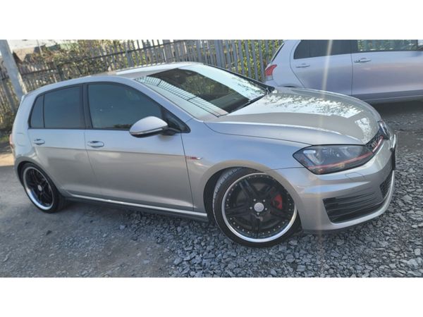 Volkswagen Golf Hatchback, Petrol, 2014, Grey
