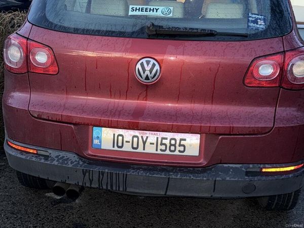 Volkswagen Tiguan Saloon, Diesel, 2010, Red