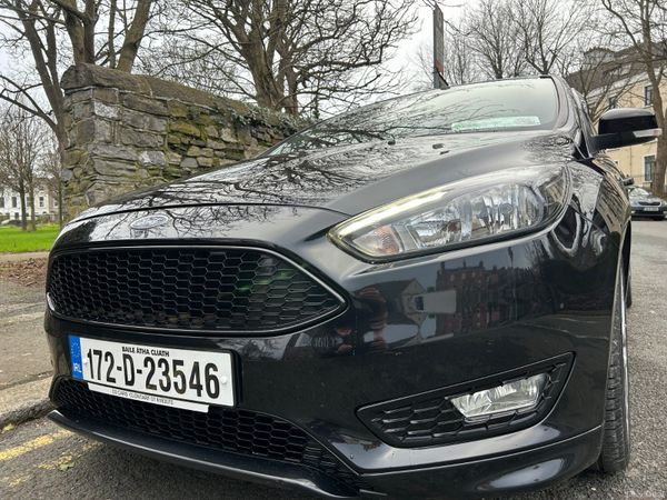Ford Focus Hatchback, Petrol, 2017, Black