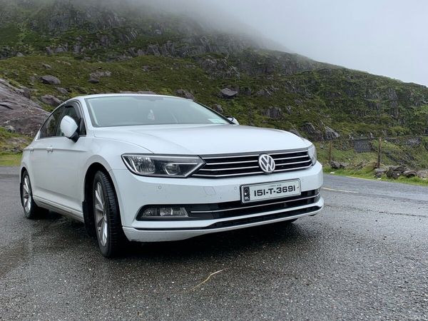 Volkswagen Passat Saloon, Diesel, 2015, White