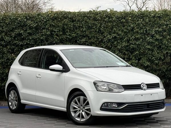 Volkswagen Polo Hatchback, Petrol, 2015, White