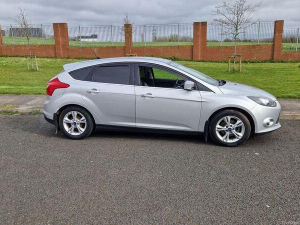 Ford Focus Hatchback, Diesel, 2012, Silver