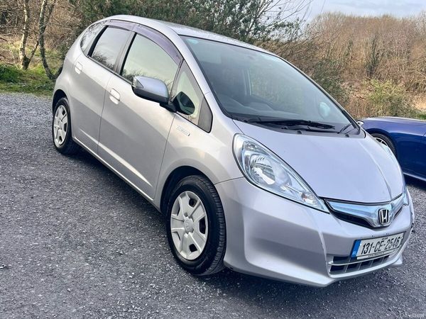 Honda Fit Hatchback, Petrol Hybrid, 2013, Silver