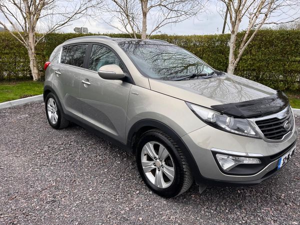 Kia Sportage SUV, Diesel, 2012, Silver