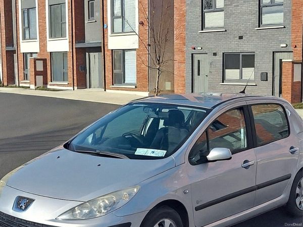 Peugeot 307 Hatchback, Petrol, 2008, Grey