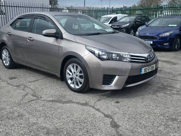 Toyota Corolla Saloon, Diesel, 2016, Bronze