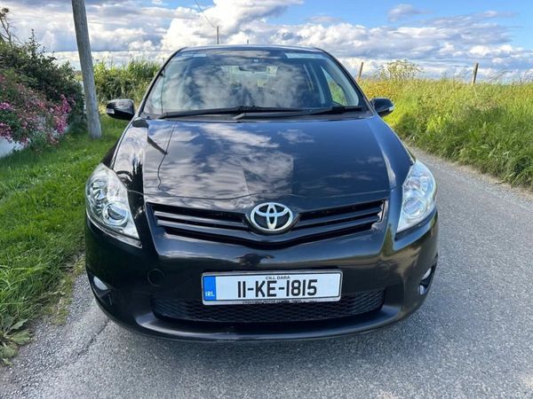 Toyota Auris Hatchback, Petrol, 2011, Black