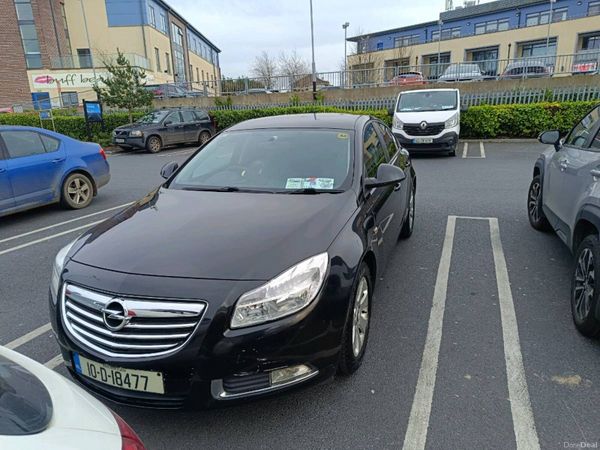 Opel Insignia Hatchback, Diesel, 2010, Black