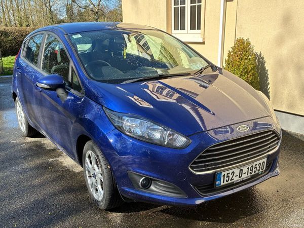 Ford Fiesta Hatchback, Petrol, 2015, Blue