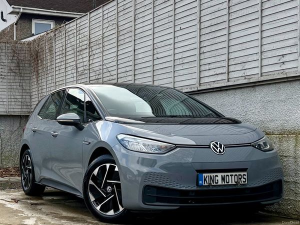 Volkswagen ID.3 Hatchback, Electric, 2022, Grey