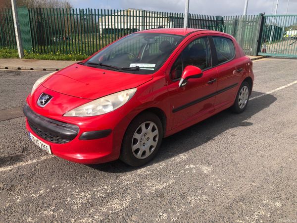 Peugeot 207 Hatchback, Diesel, 2009, Red