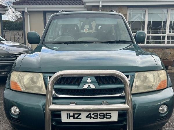 Mitsubishi Pajero SUV, Diesel, 2006, Green