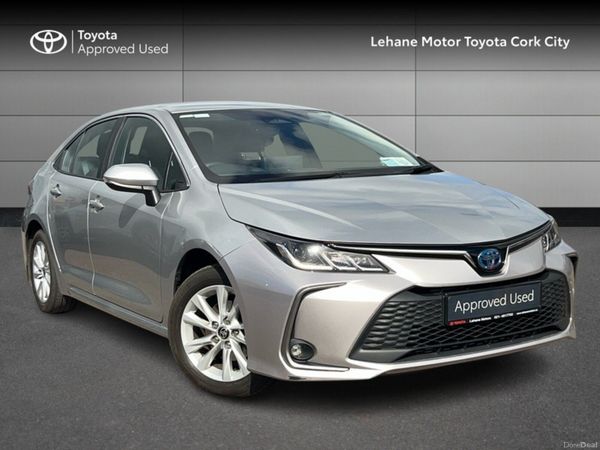 Toyota Corolla Saloon, Petrol Hybrid, 2025, Silver
