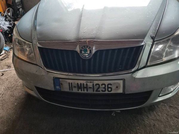 Skoda Octavia Saloon, Diesel, 2011, Green