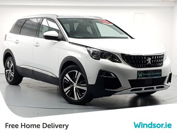 Peugeot 5008 MPV, Petrol, 2020, White