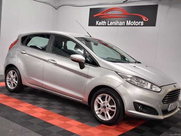 Ford Fiesta Hatchback, Petrol, 2015, Silver