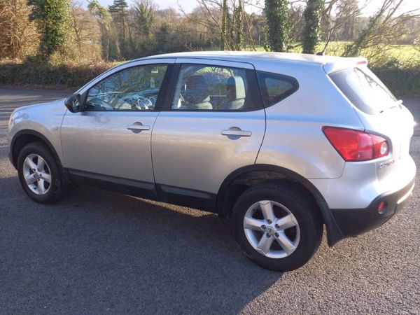 Nissan Qashqai Hatchback, Petrol, 2008, Silver
