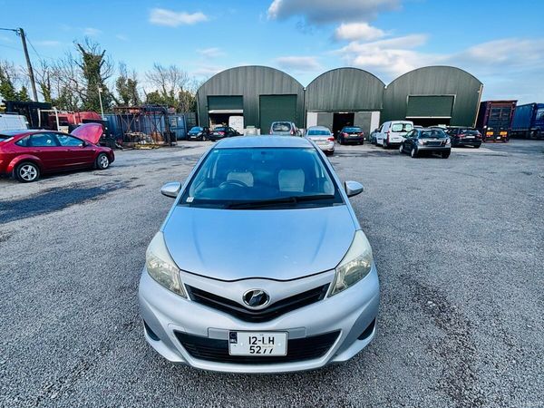 Toyota Vitz Hatchback, Petrol, 2012, Black