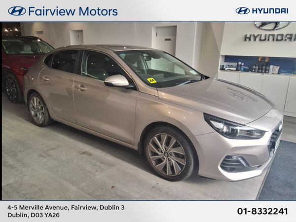 Hyundai i30 Hatchback, Petrol, 2019, Beige