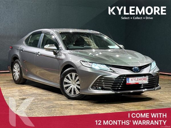 Toyota Camry Saloon, Petrol Hybrid, 2022, Grey