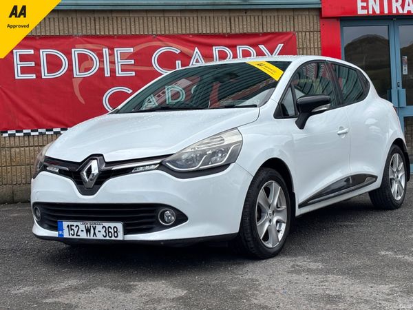 Renault Clio Hatchback, Petrol, 2015, White