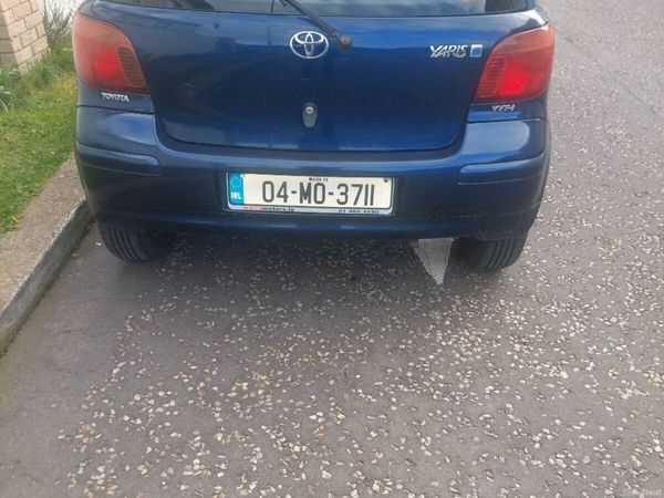 Toyota Yaris Hatchback, Petrol, 2004, Blue