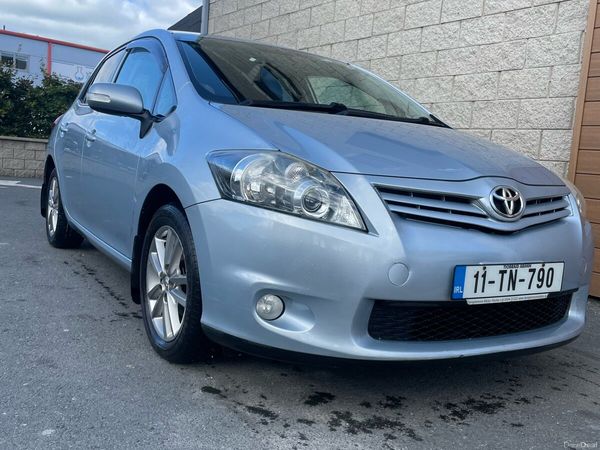 Toyota Auris Hatchback, Diesel, 2011, Blue