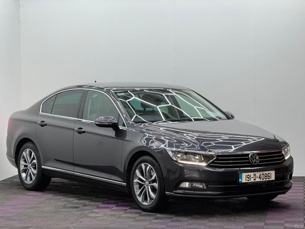 Volkswagen Passat Saloon, Diesel, 2019, Grey