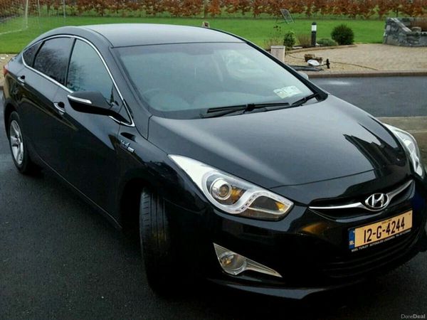 Hyundai i40 Saloon, Diesel, 2012, Black