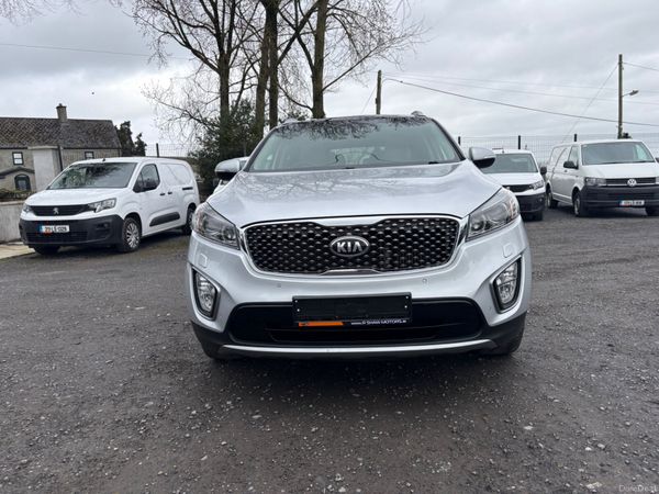 Kia Sorento SUV, Diesel, 2015, Silver