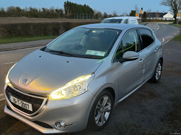 Peugeot 208 Hatchback, Diesel, 2015, Grey
