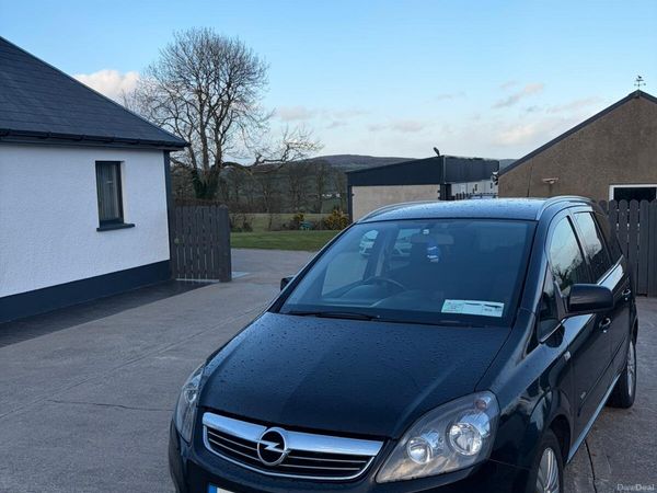 Opel Zafira MPV, Diesel, 2011, Black