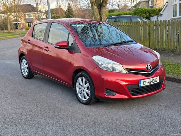 Toyota Yaris Hatchback, Petrol, 2013, Red