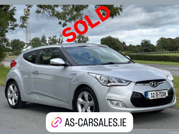 Hyundai Veloster Hatchback, Petrol, 2012, Silver