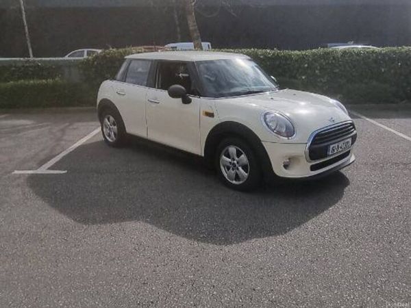 Mini One Hatchback, Diesel, 2016, White