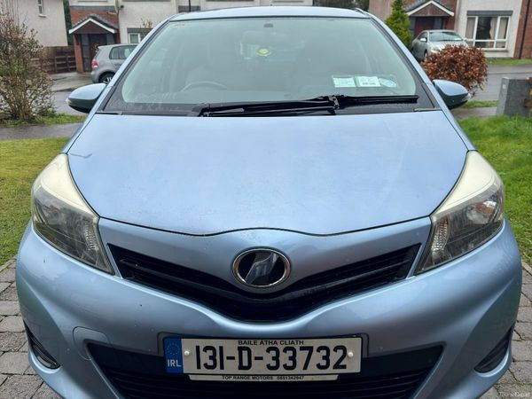 Toyota Vitz Hatchback, Petrol, 2013, Blue