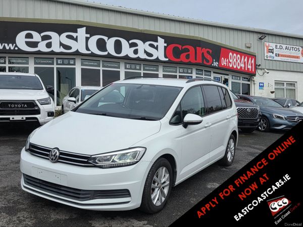 Volkswagen Touran MPV, Petrol, 2017, White