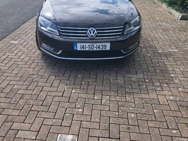 Volkswagen Passat Saloon, Diesel, 2014, Black