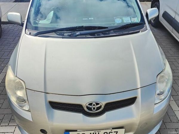 Toyota Auris Hatchback, Petrol, 2008, Silver
