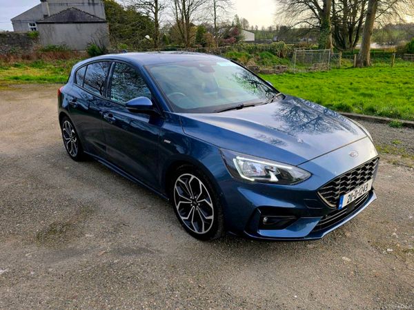 Ford Focus Hatchback, Diesel, 2021, Blue