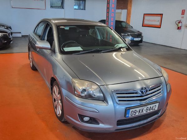 Toyota Avensis Hatchback, Diesel, 2009, Silver