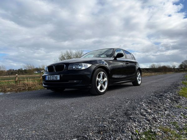 BMW 1-Series Hatchback, Diesel, 2010, Black