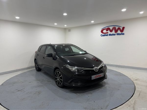 Toyota Auris Hatchback, Petrol, 2017, Black