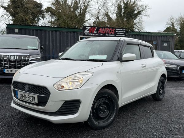 Suzuki Swift Hatchback, Petrol, 2019, White